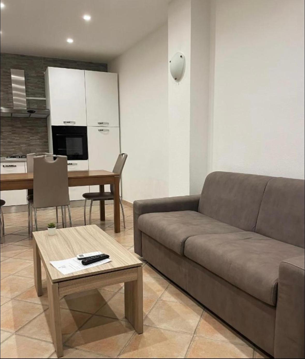 Square Inn Apartment Olbia Luaran gambar